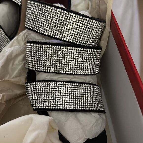 2 NIB 595.00 STAUD
Women's Sonny Rhinestone High Heel Mules 36.5 - Picture 9 of 10